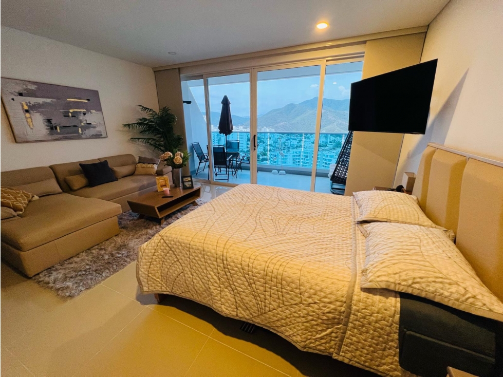 SE VENDE APARTAMENTO DE USO TURÍSTICO EN PLAYA SALGUERO — foto 2