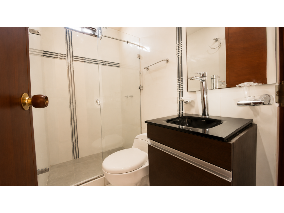 SE VENDE APARTAMENTO DE DOS ALCOBAS, SECTOR ALCÁZARES — foto 6
