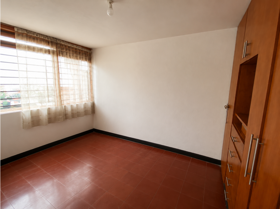 SE VENDE O ARRIENDA CASA DE 5 ALCOBAS, SECTOR AV DE LOS ESTUDIANTES — foto 5
