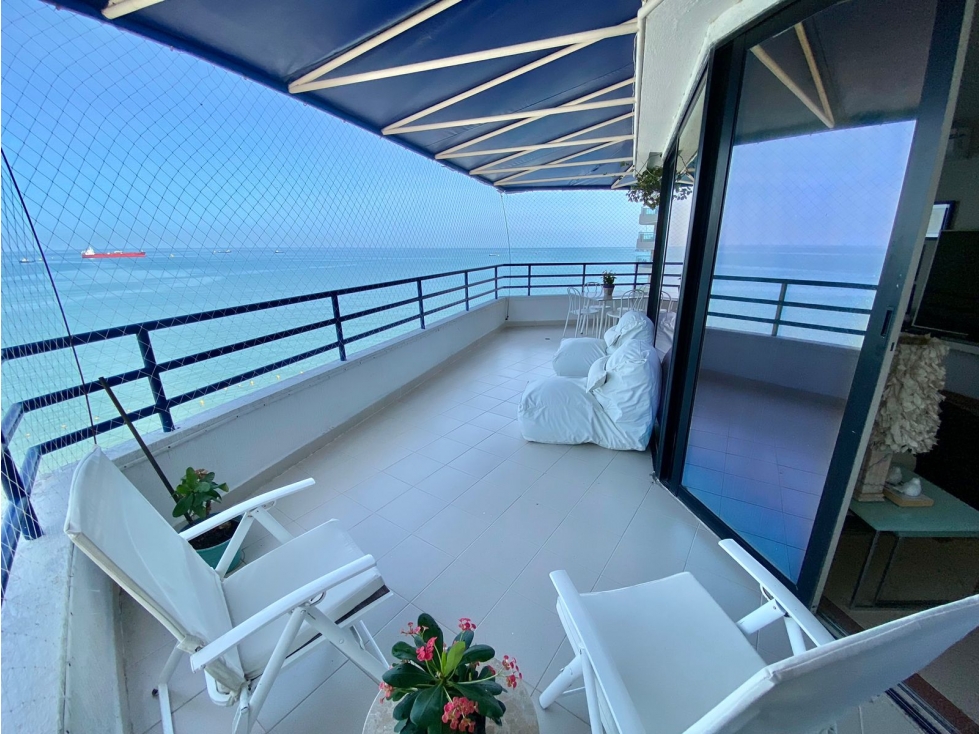 SE VENDE PENTHOUSE CON VISTA 360° EN PRIMERA LINEA DE MAR