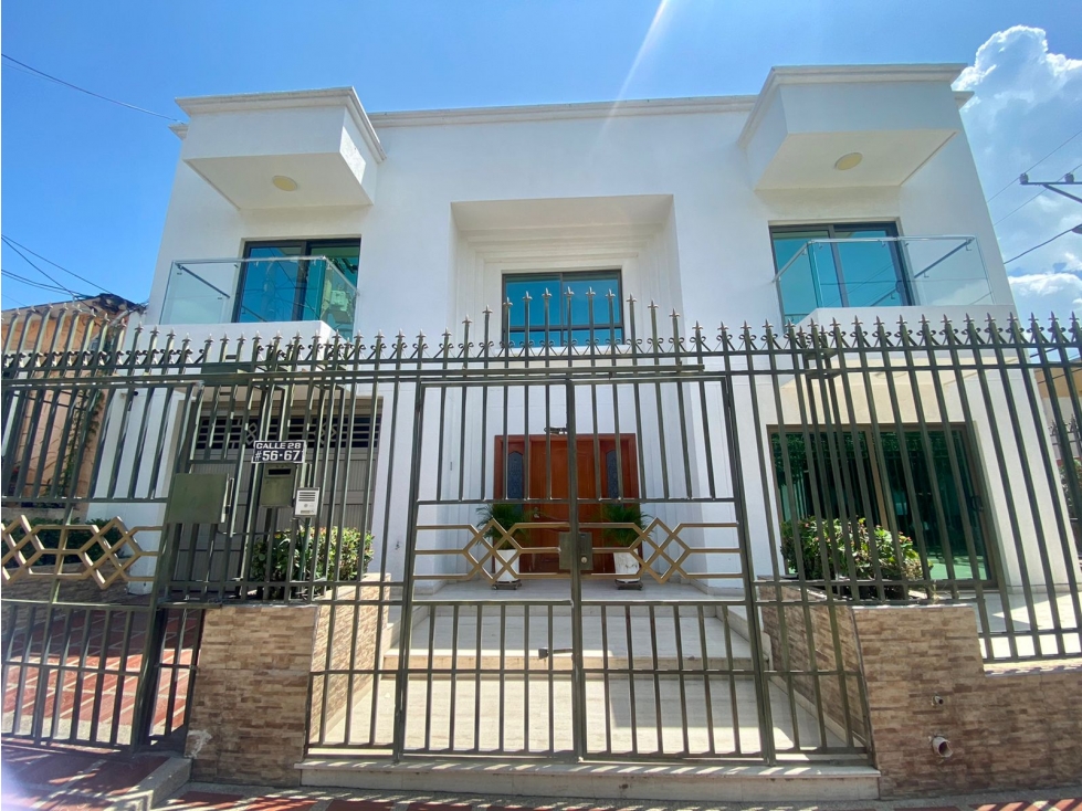 SE VENDE CASA ESQUINERA CON PISCINA EN MAMATOCO, SANTA MARTA