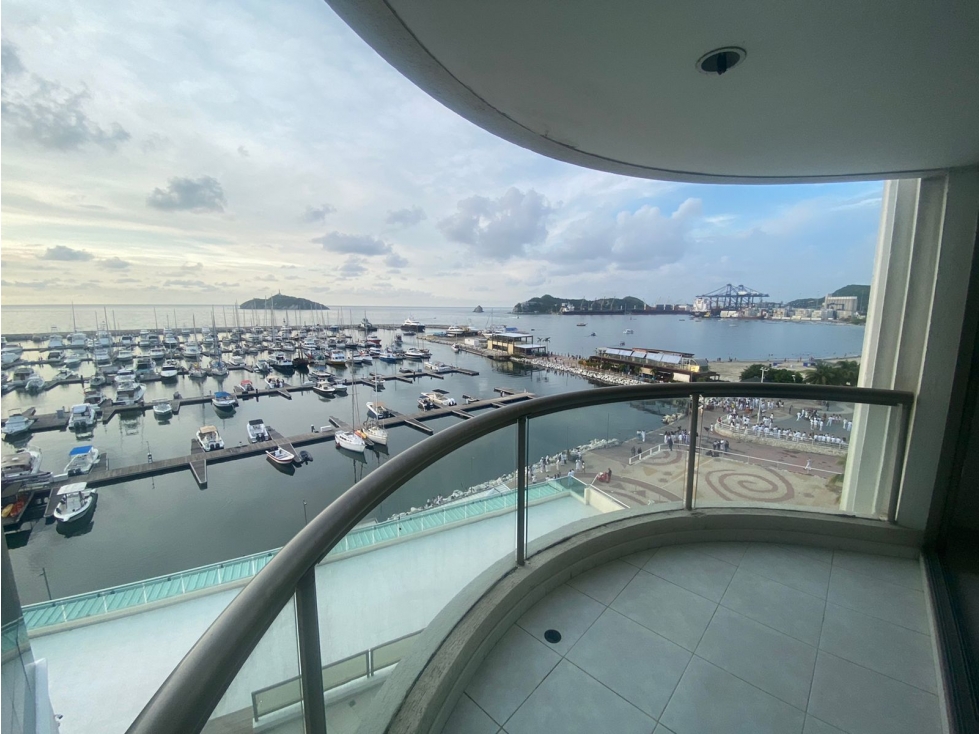 SE ARRIENDA OFICINA CON VISTA A LA MARINA INTERNACIONAL DE SANTA MARTA - 1