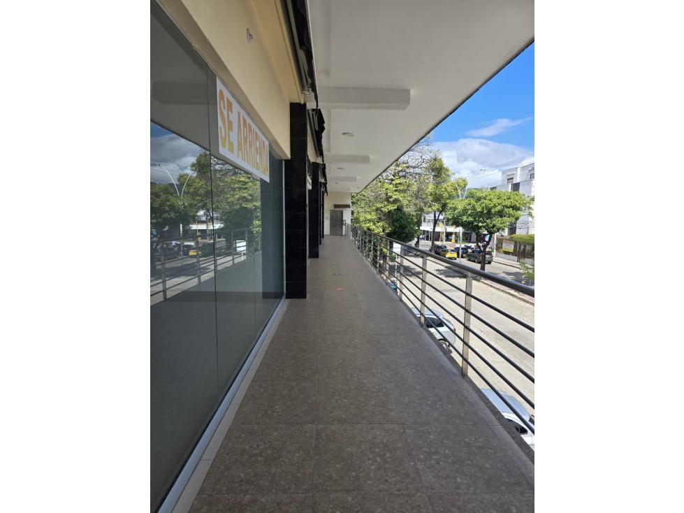 SE ARRIENDA LOCAL COMERCIAL CON UBICACIÓN PRIVILEGIADA, SANTA MARTA - 4