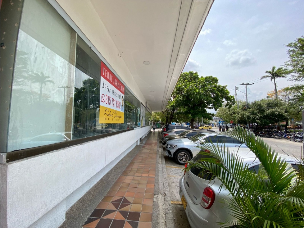 LOCAL EN ARRIENDO EN PRIMER PISO CENTRO COMERCIAL PRADO PLAZA — foto 2