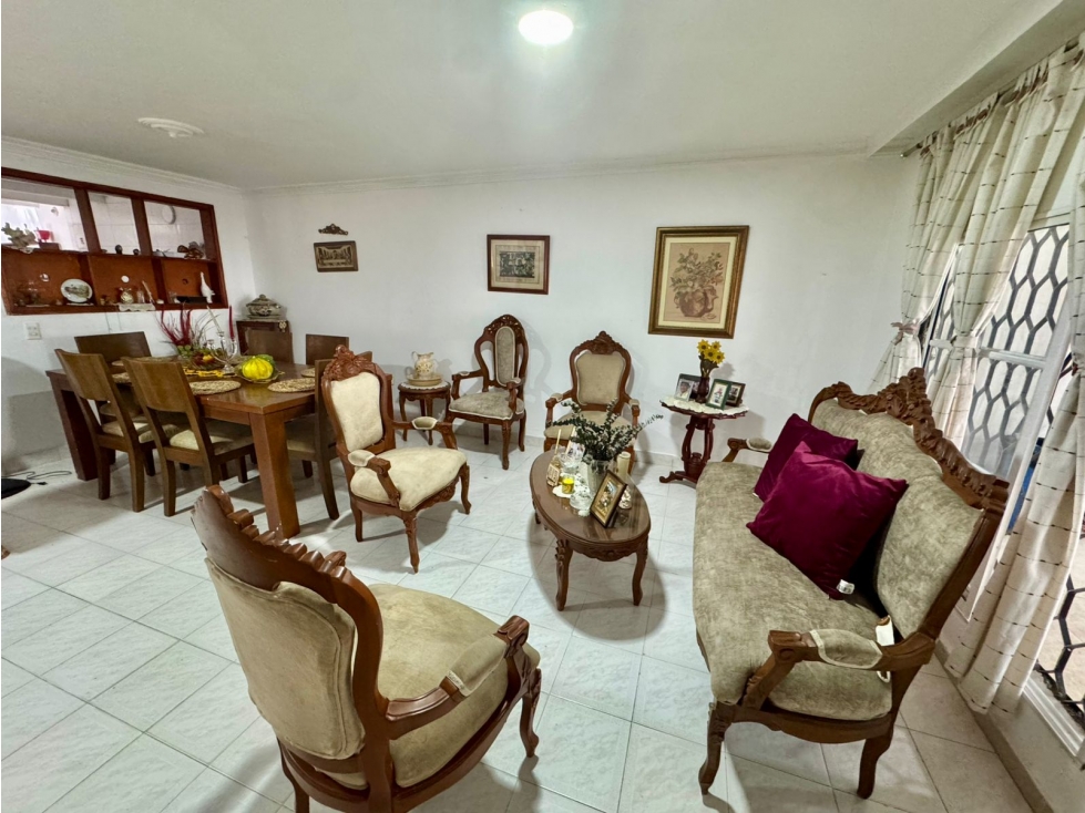 SE VENDE CASA CON APARTAESTUDIO ANEXO EN LOS ALCÁZARES — foto 3