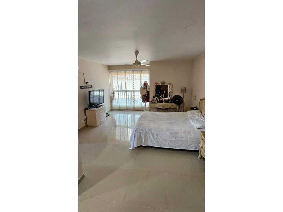 SE VENDE APARTASUITE UBICADO EN EL SECTOR DE BAVARIA — foto 3