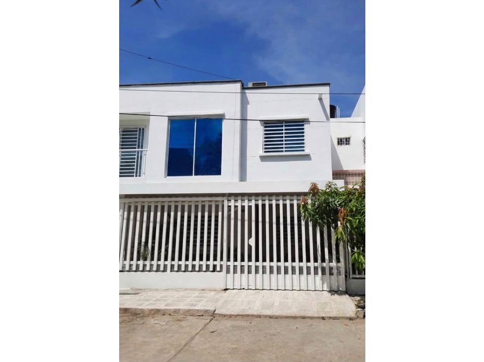 SE VENDE CASA DE 3 ALCOBAS EN EL SECTOR DE RIASCOS