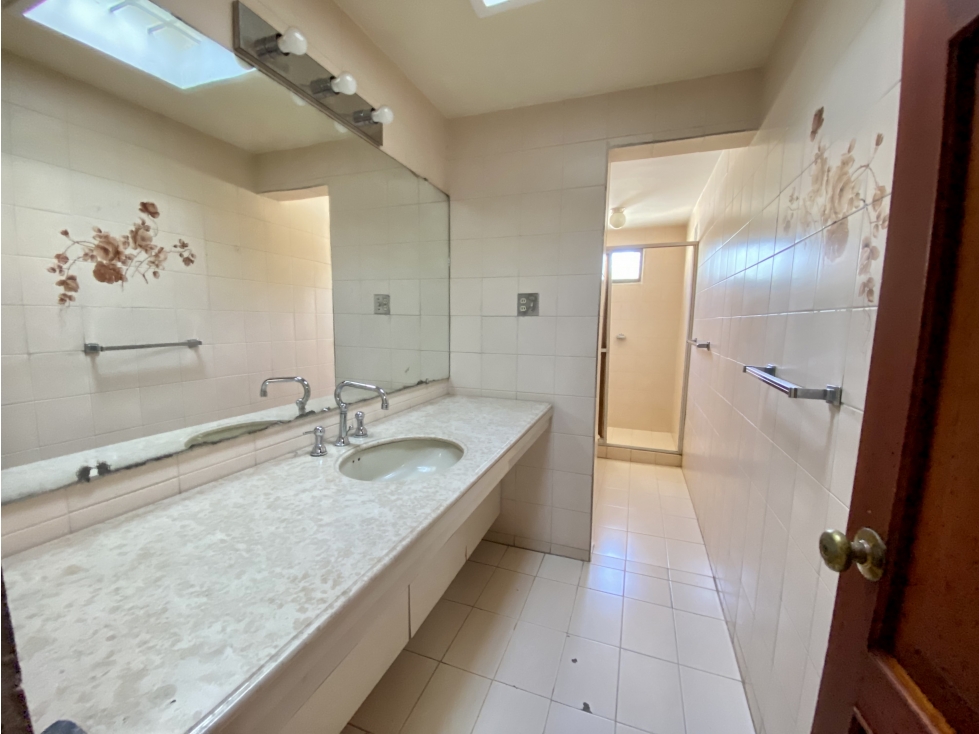 CASA EN ARRIENDO EN BAVARIA PARA USO VIVIENDA O COMERCIAL - 5