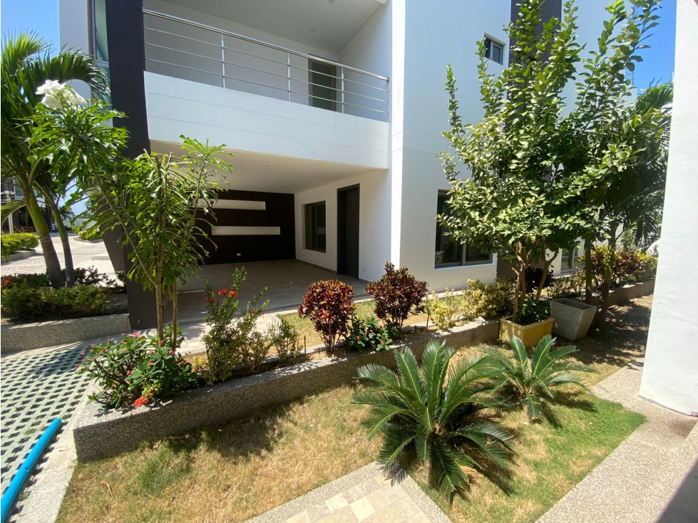 SE VENDE CASA CAMPESTRE CON 4 HABITACIONES EN SANTA MARTA