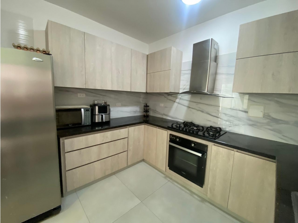 SE VENDE CASA DE 3 ALCOBAS EN CONJUNTO CERRADO, SANTA MARTA — foto 2