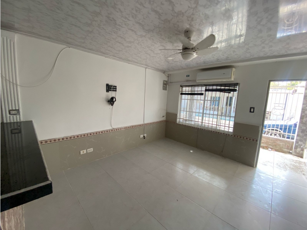 SE VENDE CASA DE TRES ALCOBAS EN GAIRA, SANTA MARTA — foto 2