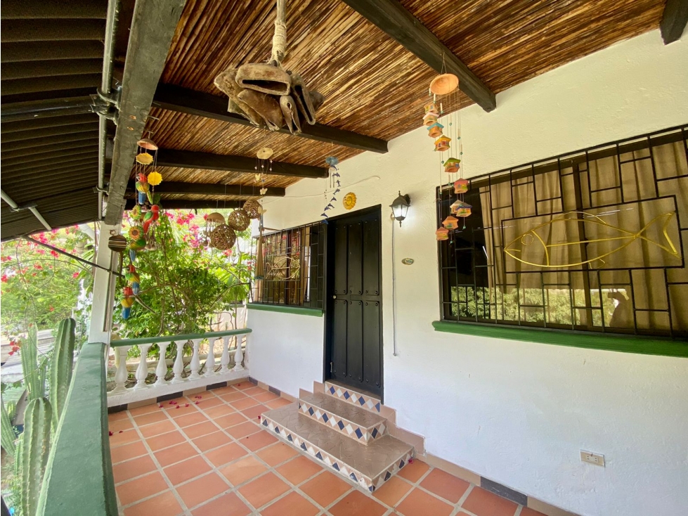 SE VENDE O ARRIENDA CABAÑA EN TAGANGA, SANTA MARTA