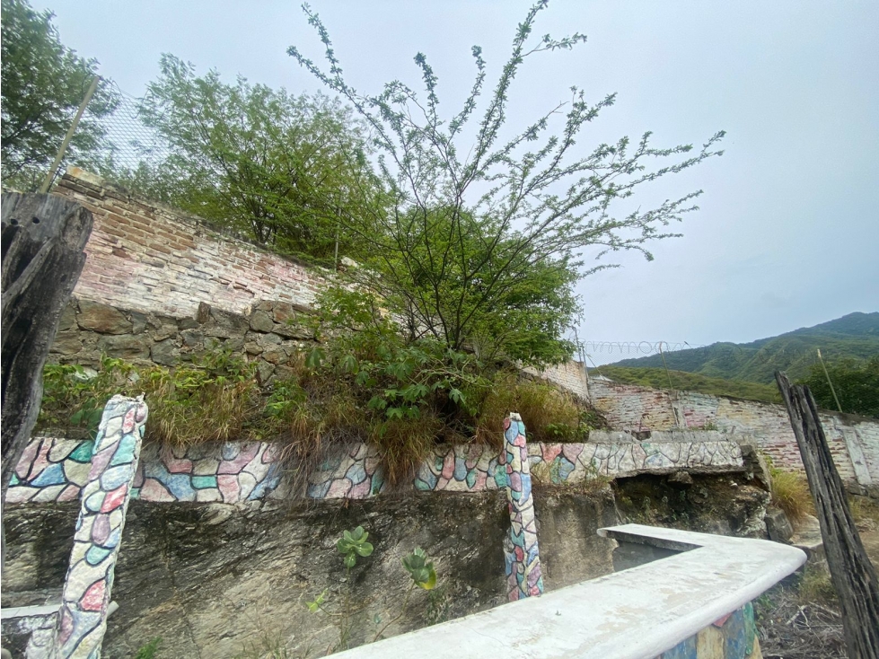 SE VENDE LOTE CON EXCELENTE UBICACIÓN Y VISTA AL MAR EN TAGANGA — foto 4