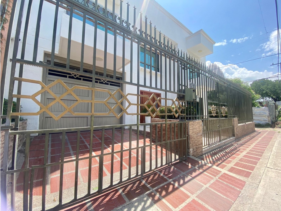 SE VENDE CASA ESQUINERA CON PISCINA EN MAMATOCO, SANTA MARTA — foto 3