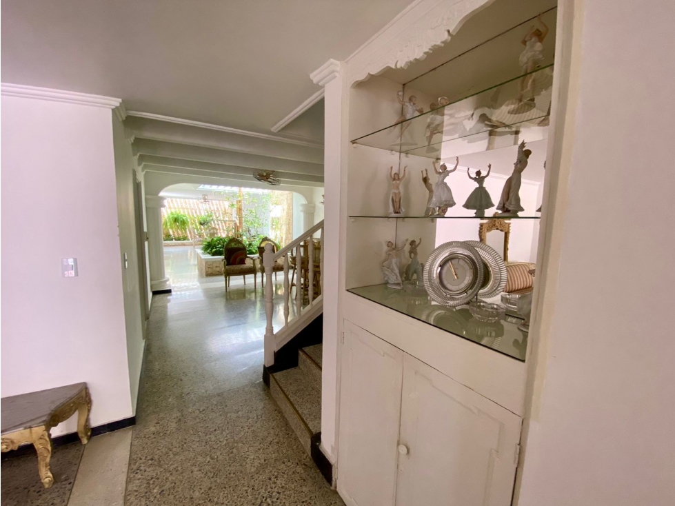 SE VENDE CASA GRANDE CON 4 ALCOBAS EN EL BARRIO JARDÍN — foto 4