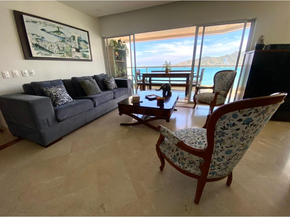 SE VENDE AMPLIO APARTAMENTO PRIMERA LINEA DE PLAYA, RODADERO SUR — foto 2