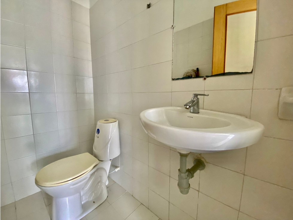SE VENDE OFICINA DE 49 M2 EN EL EDIFICIO DAVIVIENDA, SANTA MARTA - 5