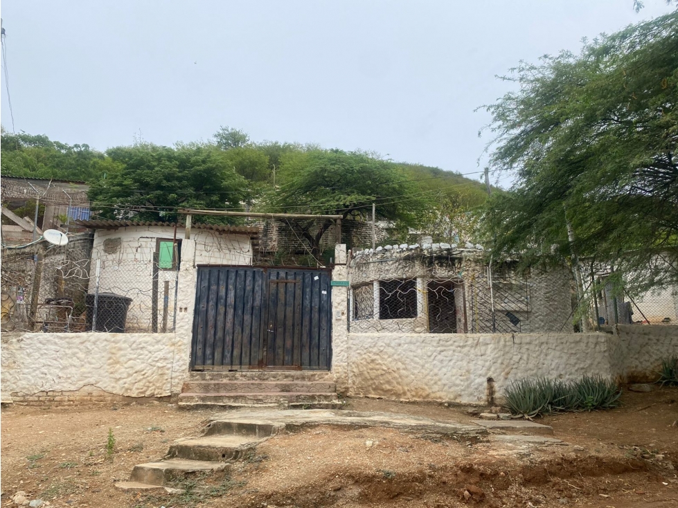 SE VENDE LOTE CON EXCELENTE UBICACIÓN Y VISTA AL MAR EN TAGANGA