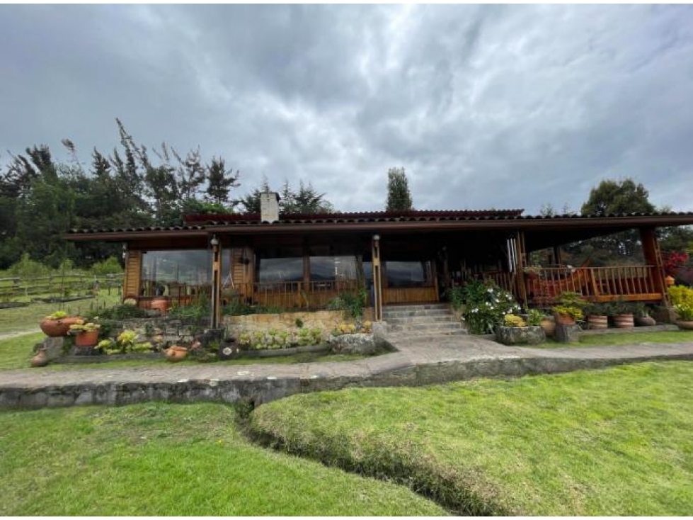 SE VENDE AMPLIA FINCA FAMILIAR EN SISGA, MACHETA - 2