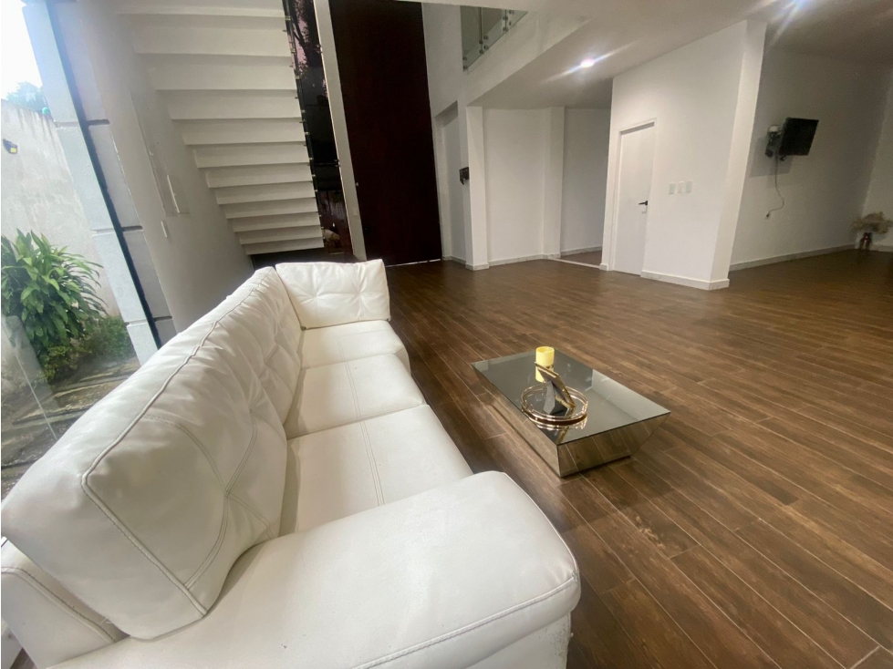 CASA MODERNA EN VENTA EN EL BARRIO EL JARDIN, SANTA MARTA — foto 4