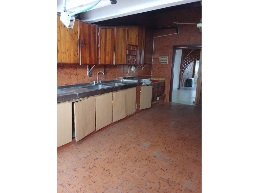 SE VENDE AMPLIA CASA EN EL BARRIO JARDIN, SANTA MARTA — foto 6