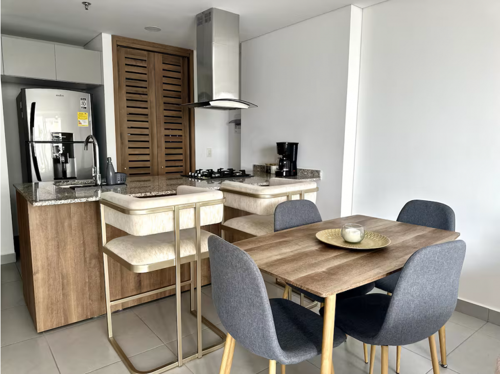 SE VENDE APARTAMENTO DE DOS ALCOBAS, RODADERO SUR — foto 2