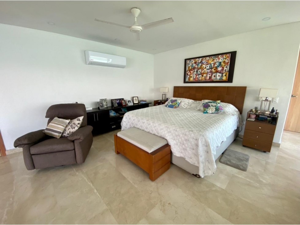 SE VENDE AMPLIO APARTAMENTO PRIMERA LINEA DE PLAYA, RODADERO SUR — foto 5