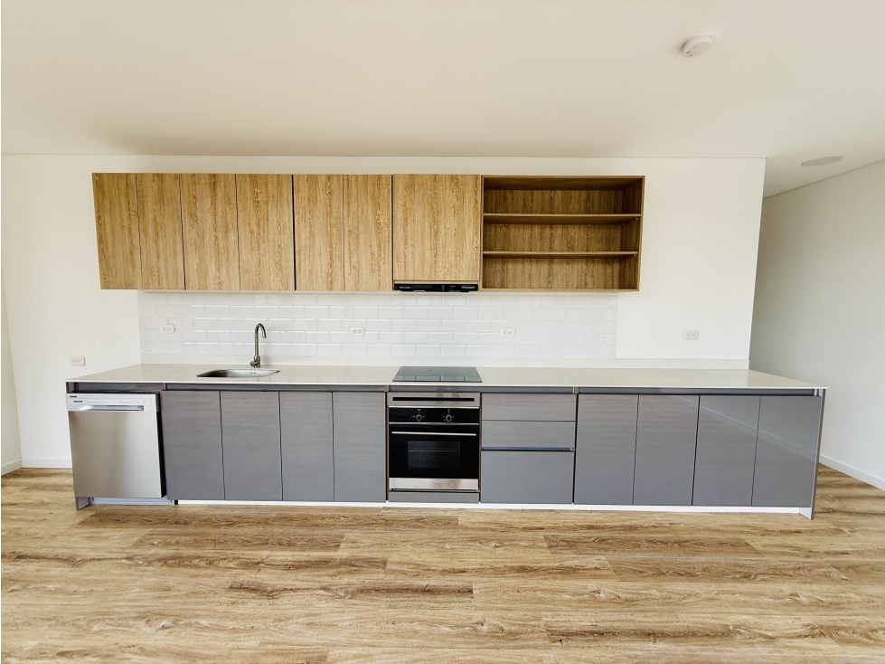 Se Vende Apartamento en Santa Barbara Oriental, Bogotá — foto 2