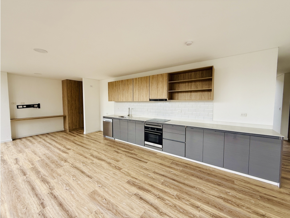 Se Vende Apartamento en Santa Barbara Oriental, Bogotá — foto 4