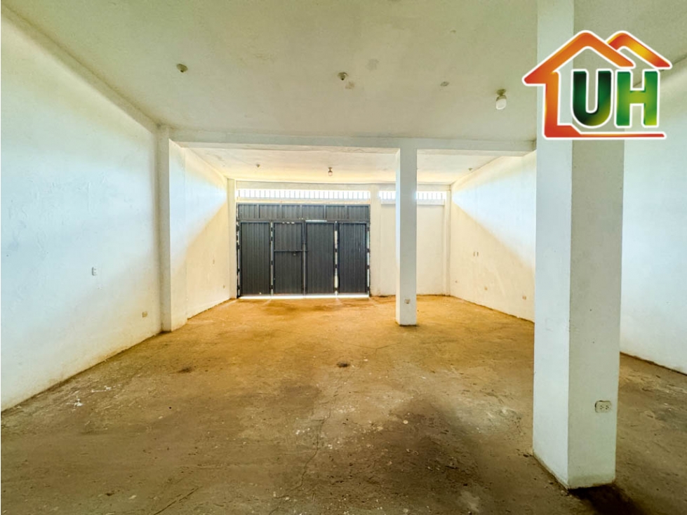 00626 - VENTA ALMACEN MANANTAY - PROYECCION A 5 PISOS - AT 300 M2 - 4
