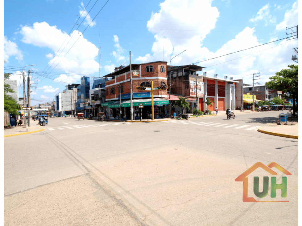 00474 - VENTA CASITA PUCALLPA - ZONA COMERCIAL Y FINANCIERA - 2
