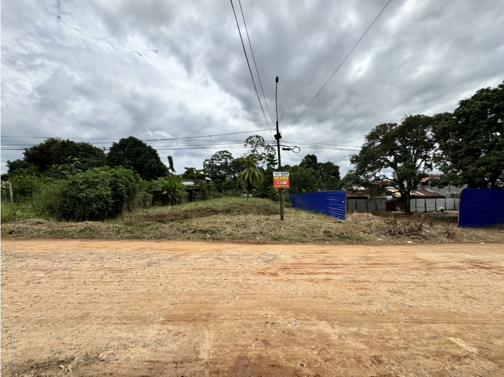 VENDO HERMOSO TERRENO DE 1,000 m2 EN YARINACOCHA - 2