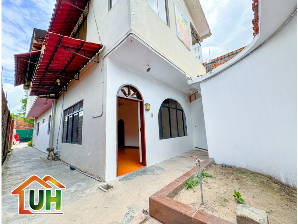 00693 - VENDO CASA 2 PISOS EN ZONA CENTRICA DE PUCALLPA - AT. 367 M2 - 3