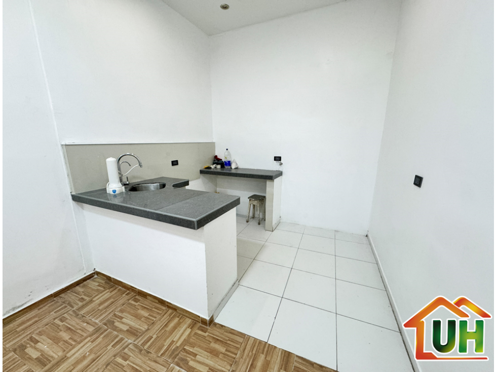 00720 - ALQUILO DEPARTAMENTO EN ZONA CENTRICA DE PUCALLPA - 70 M2 - 6