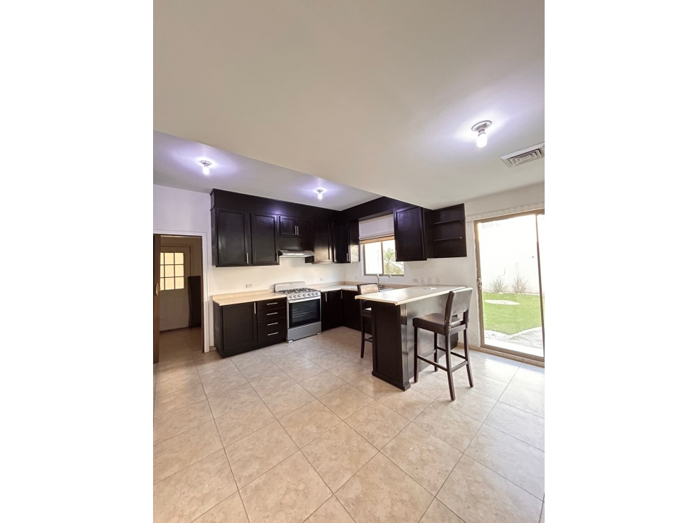 CASA EN VENTA | VALLE DE LAGO — foto 2