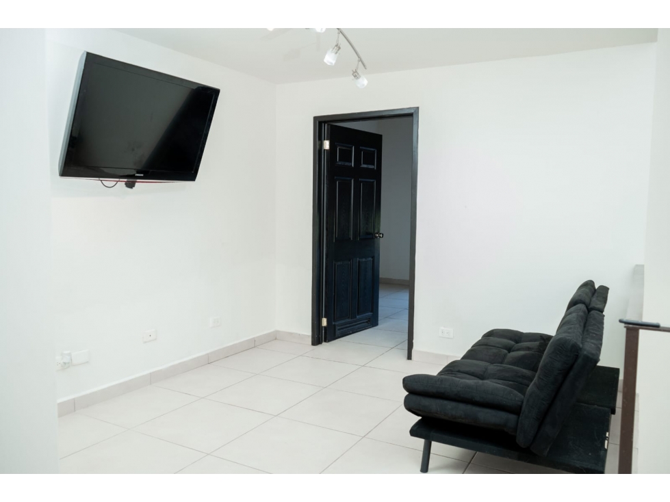 CASA EN RENTA | LA ENCANTADA RESIDENCIAL - 2