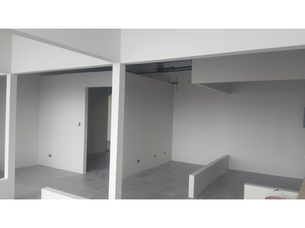 OFICINA EN RENTA | VADO PRIME PISO 8 - 1