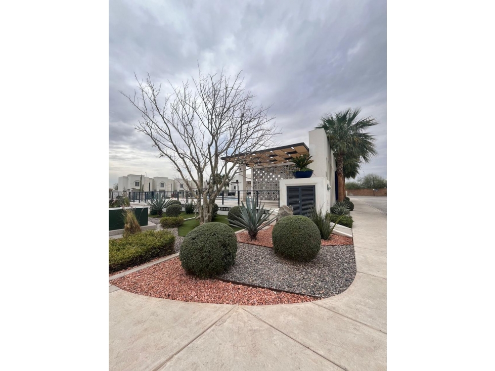 CASA EQUIPADA EN RENTA | SAN MARINO RESIDENCIAL