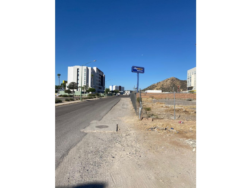 SE VENDE TERRENO EN BLVD. GANADEROS — foto 2