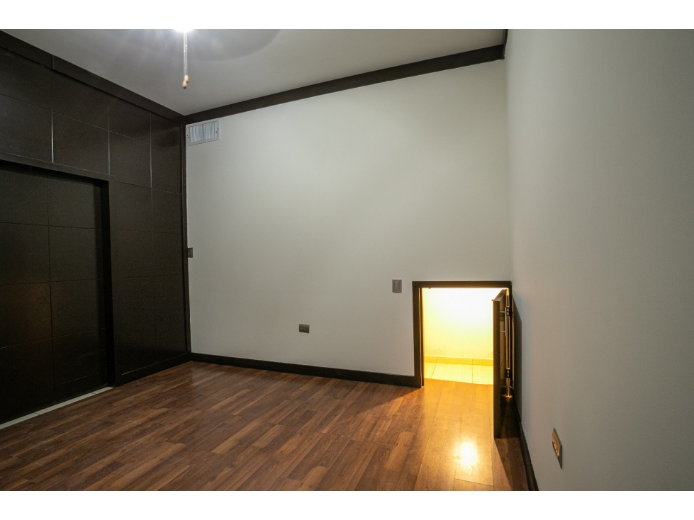 CASA EN VENTA | OBISPOS RESIDENCIAL — foto 4