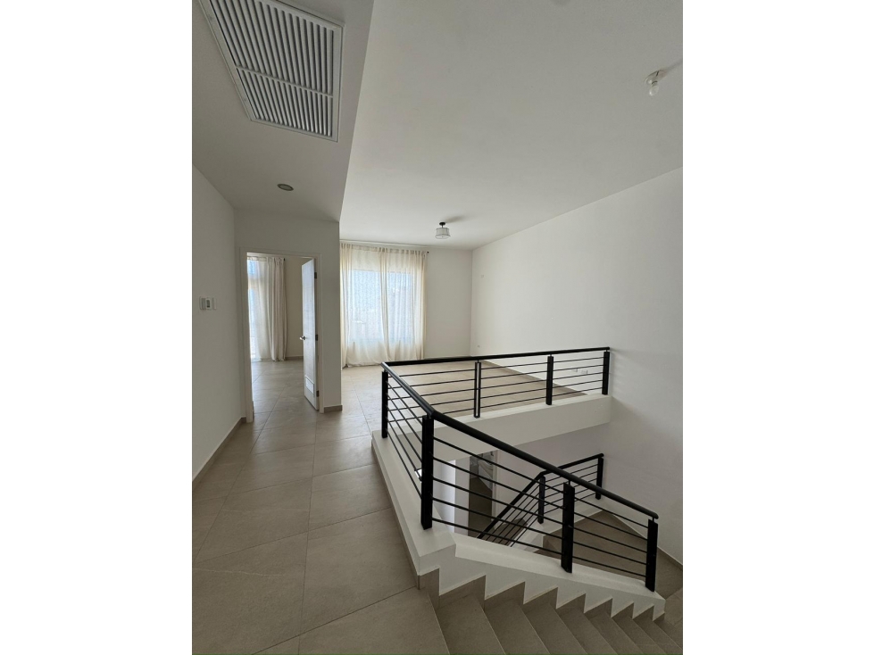 CASA EN RENTA | LA MIRADA RESIDENCIAL — foto 3