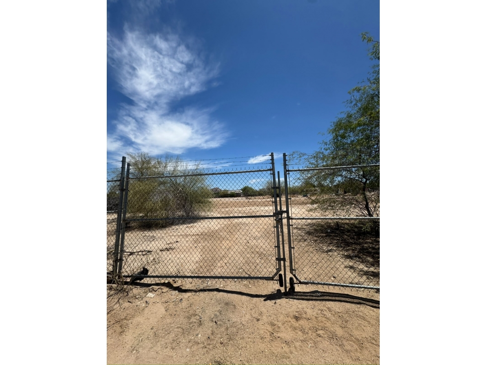 TERRENO EN VENTA O RENTA | COL. LAS MINITAS — foto 2