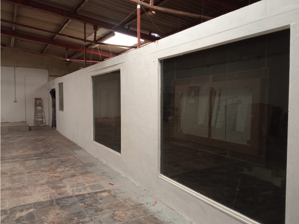 SE RENTA BODEGA EN 14 DE ABRIL - 5
