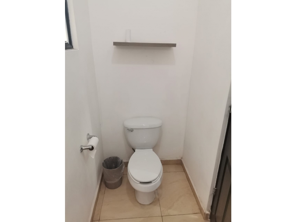 CASA EN RENTA SEMI-AMUEBLADA EN ALTARIA RESIDENCIAL - 4