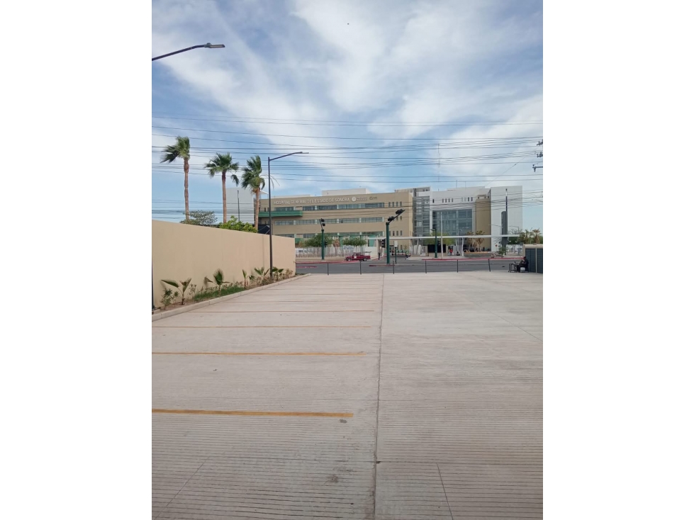 LOCAN EN RENTA | FRENTE AL NUEVO HOSPITAL GENERAL — foto 4