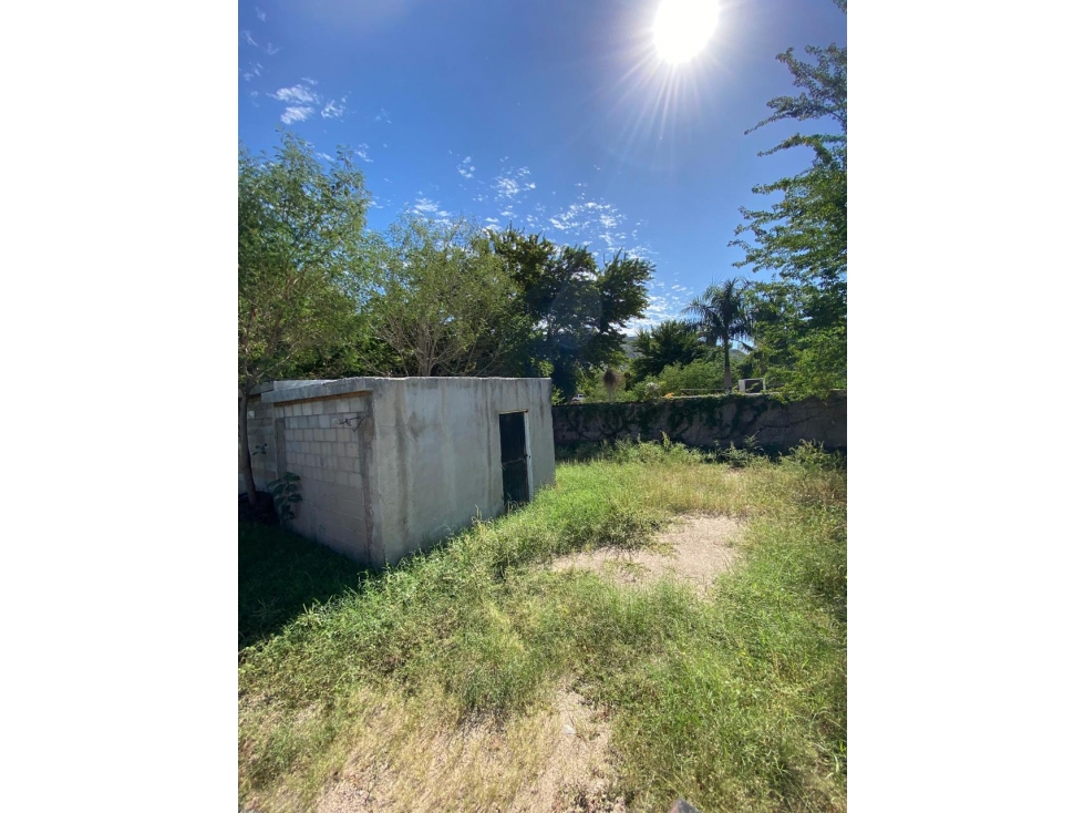 TERRENO CON CONSTRUCCIÓN EN OBRA GRIS | COL. HACIENDA DE LA FLOR — foto 4