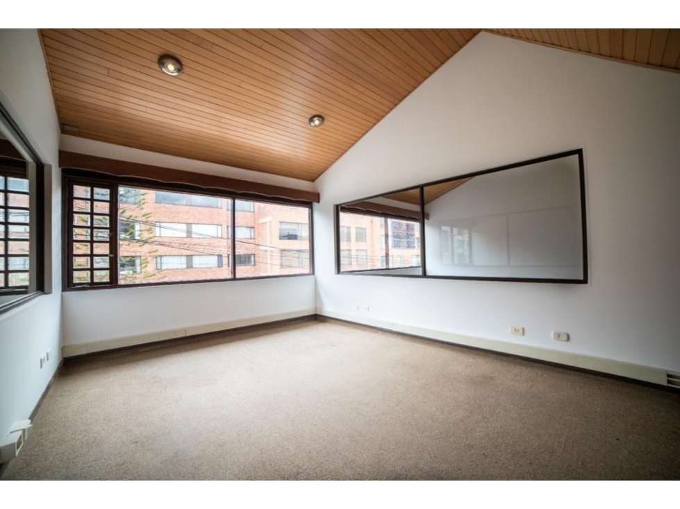 CASA VENTA SANTA BARBARA AL LADO DE UNICENTRO — foto 4