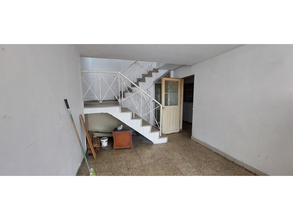 Vendo casa en la Uribe variedad de usos permitidos — foto 5