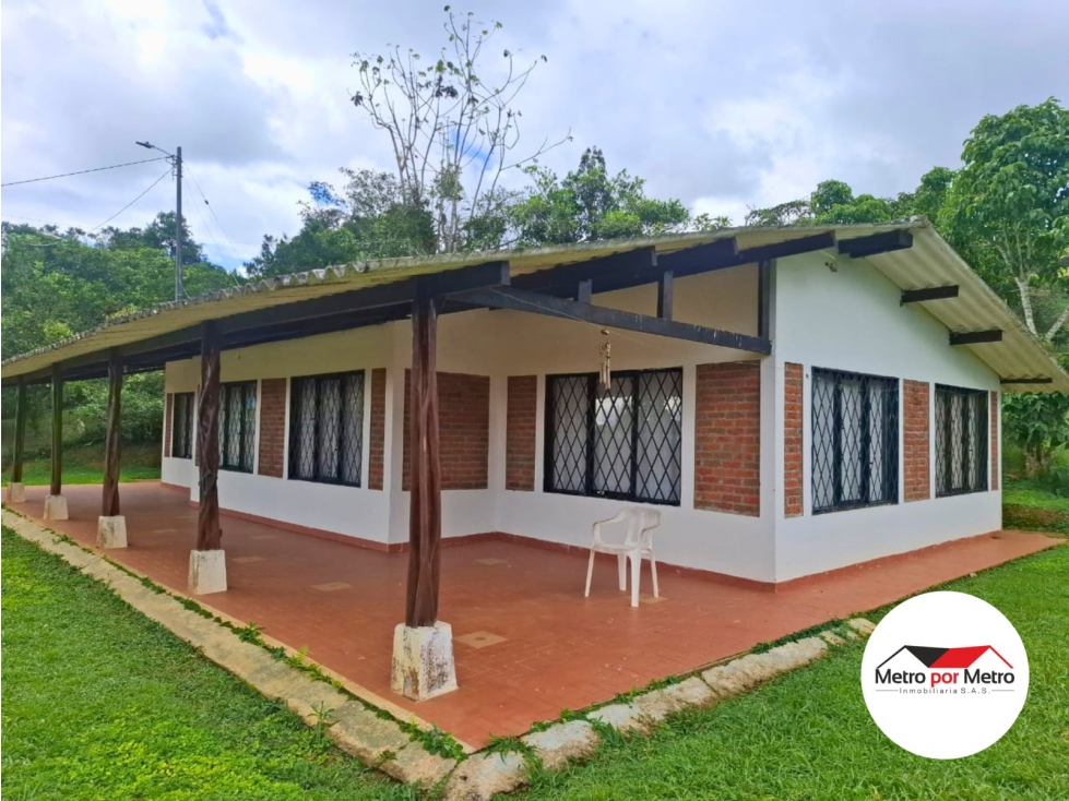 Venta de Pintoresca Finca en El Palmar