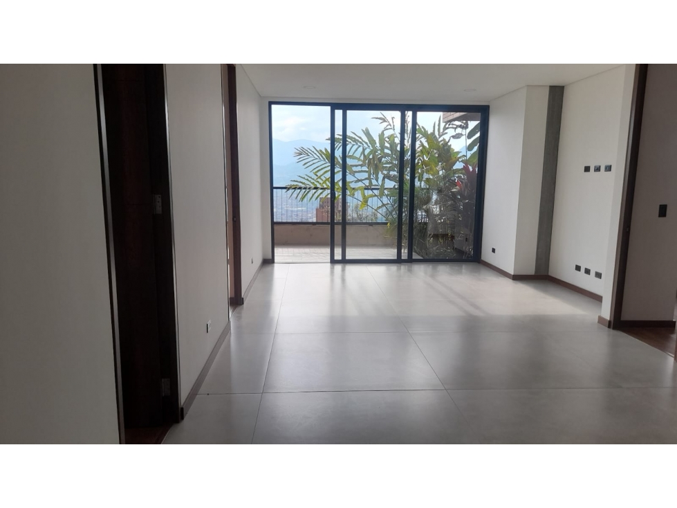 Apartamento en venta en Las Palmas, Medellín. — foto 2